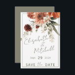 Rustieke Terracotta Rust Bloemen Bruiloft Save The Date<br><div class="desc">Deze moderne, maar toch roestachtige opslagruimte met de datumkaart is voorzien van een boquet perzikbloem, roest, terracotta, bruine en witte bloemen. De achtergrond is wit met een groengroen dunne lijst; de achterzijde is een zachte groene vlek. Dit ontwerp maakt deel uit van de Rustic Terracotta Rust Flowers Wedding Suite van...</div>