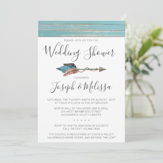 rustieke veren pijl bruiloft douche uitnodiging (Staand voorkant)