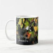 Rustieke waterverf herfstbladeren monogram koffiemok (Links)