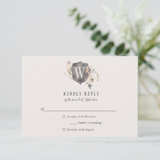 Rustieke Waterverf Monogram Crest RSVP (Staand voorkant)