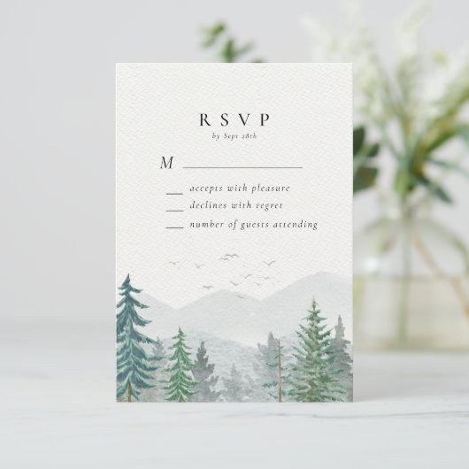 Rustieke Waterverf Mountain Pine Forest Wedding RSVP Kaartje (Staand voorkant)