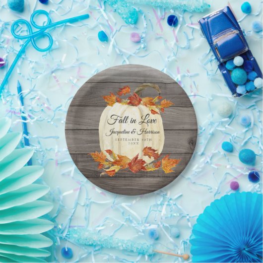 Rustieke Waterverf pompoenval laat donker hout ach Papieren Bordje (Feest)