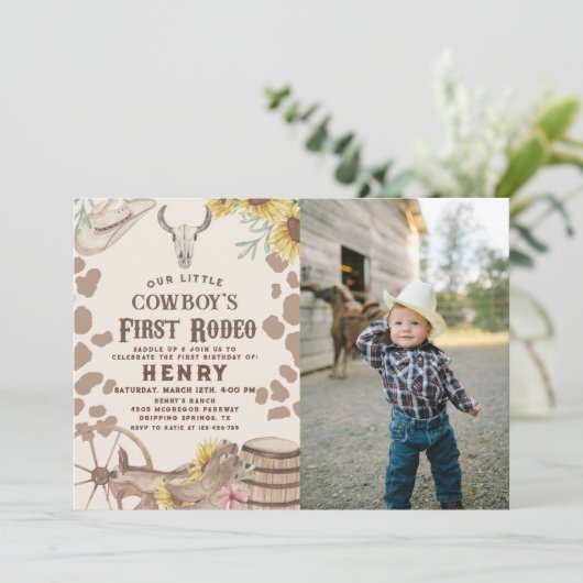 Rustieke Westerne Rodeo Cowboy 1e Verjaardagsfoto Kaart (Staand voorkant)