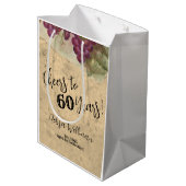 Rustieke wijngaard waterverf Proost 60 jaar Medium Cadeauzakje (Achterkant Gekanteld)