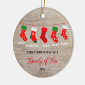 Rustieke Winterfamilie van vijf Sokken Ornament (Links)
