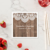 Rustieke witte kant en houten bruiloft servetten (Insitu)