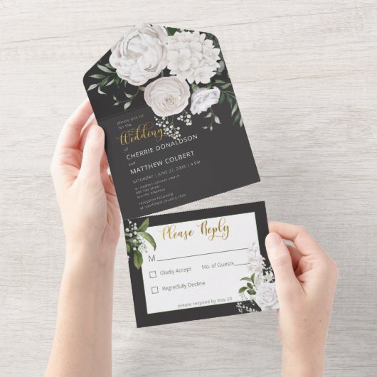Rustieke witte pioenen bloemig op zwart geen diner all in one uitnodiging (Afscheurbaar)