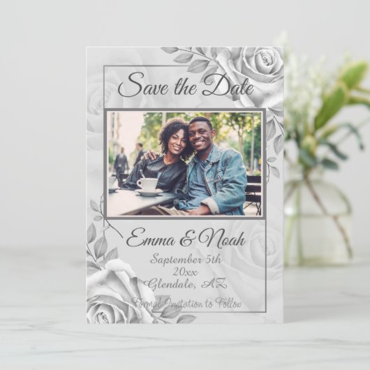 Rustieke Witte Rose Fotosjabloon Sla de datum op Aankondiging (Staand voorkant)