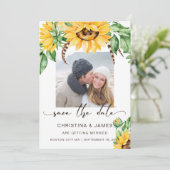 Rustieke Zonnebloem Boeket Foto Script Save The Date (Staand voorkant)