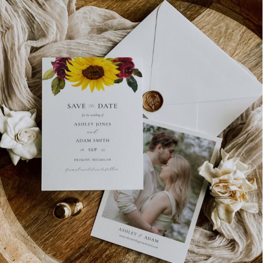 Rustieke Zonnebloem en Rozen Save the Date Kaart
