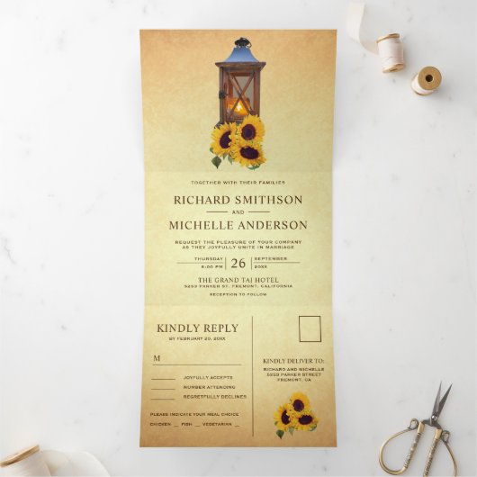 Rustieke Zonnebloem Kaars Lantaarn Alles in Een Br Drieluik Uitnodiging (Binnen)