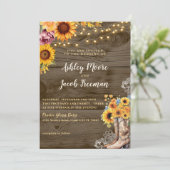 Rustieke Zonnebloem Schuur Hout Huwelijksuitnodigi Kaart (Staand voorkant)