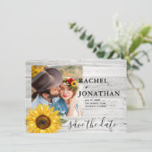 Rustieke zonnebloem wit hout foto bruiloft save the date (Staand voorkant)