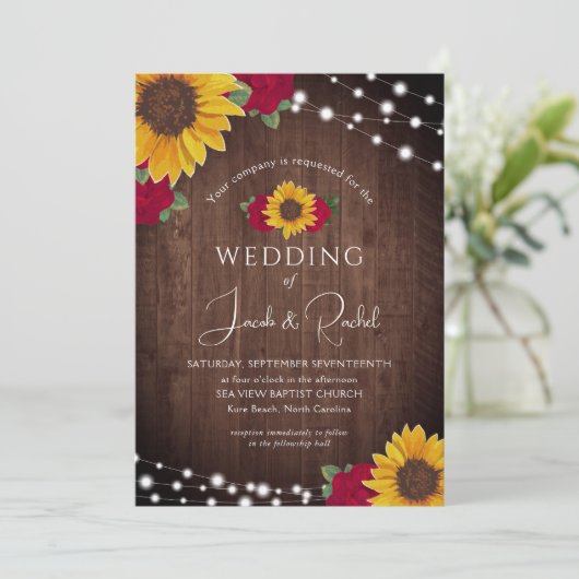 Rustieke Zonnebloemen Rode Rozen String Lights Bru Kaart (Staand voorkant)