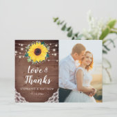 Rustieke zonnebloemen wit bloemenbruiloft foto bedankkaart (Staand voorkant)