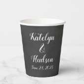 Rustieke Zwarte Schoolbord Script Monogram Huwelij Papieren Bekers (Achterkant)