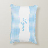Rustig Blauw Gingham Persoonlijke Naam Accent Kussen (Achterkant (Verticaal))