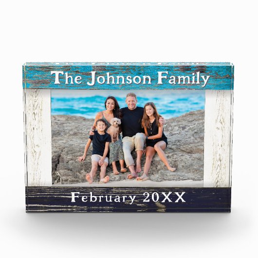 Rustig Blauw Houten Frame Familie Naam Fotoblokken (Voorkant)