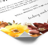 Rustig Burgundy Geel Bloemendesign Ter Herinnering Poster (Hoek)