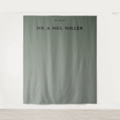 Rustig Groene Minimalistische Typografische Wandkleed (Voorkant)
