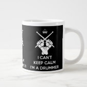 Rustig, ik ben een drummer, ik kan niet rustig bli grote koffiekop (Rechts)