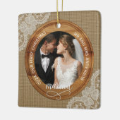 Rustig jute en kant Eerste kerst getrouwd Keramisch Ornament (Links)
