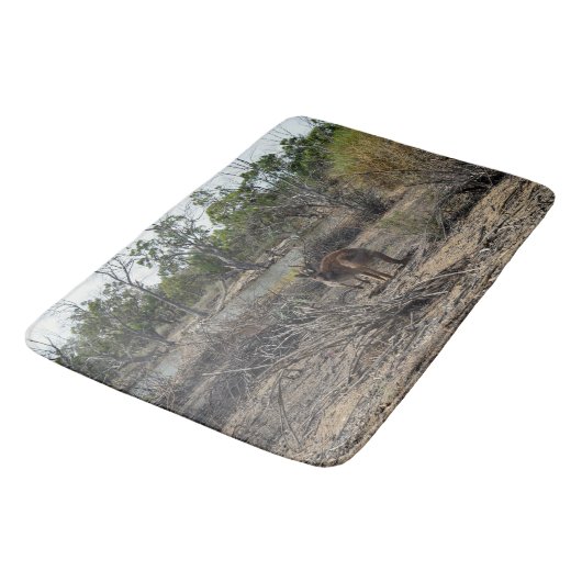 Rustig moment: Australische kangoeroe bij Billabon Badmat (Gekanteld)