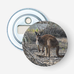 Rustig moment: Australische kangoeroe bij Billabon Button Flesopener