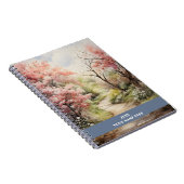 Rustig pad door roze bos notitieboek (Rechterzijde)