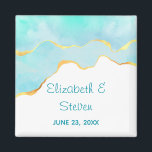 Rustig Tropisch Groen met Gouden Rand Trouw Magneet<br><div class="desc">Een trouwkaart magneet met een serene zomerse vormgeving. Turquoise / aqua groene waterverf afbeelding met een golvende namaak gouden rand. Elegant en mooi.</div>