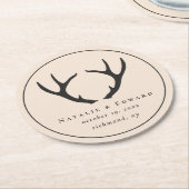 Rustige antler slaat de datum op ronde kartonnen onderzetter (Gebogen)
