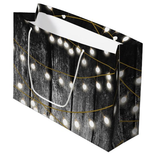 Rustige Barn Black Wood Gold String Lights Groot Cadeauzakje (Voorkant Gekanteld)