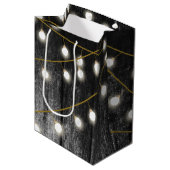 Rustige Barn Black Wood Gold String Lights Medium Cadeauzakje (Voorkant Gekanteld)
