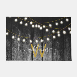 Rustige Barn Black Wood Gold String Lights Monogra Deurmat