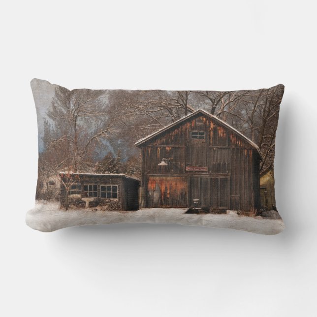 Rustige Barn & Cottage  sneeuwscène Kussen (Voorkant)