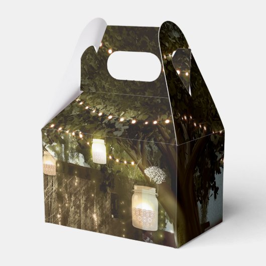 Rustige Barn & Tree Lights Wedding Favor Boxes Bedankdoosjes (Voorkant Zijde)
