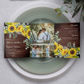 Rustige Barn Wood Sunflower Eucalyptus Wedding Drieluik Uitnodiging