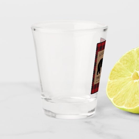 Rustige Beer Familie Cabin Red Buffalo Play Burlap Shot Glas (Links)