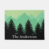 Rustige bergen en bossilhouettes deurmat (Voorkant)