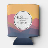 Rustige bergen Geometrische minimalistische bruilo Blikjeskoeler (Achterkant)