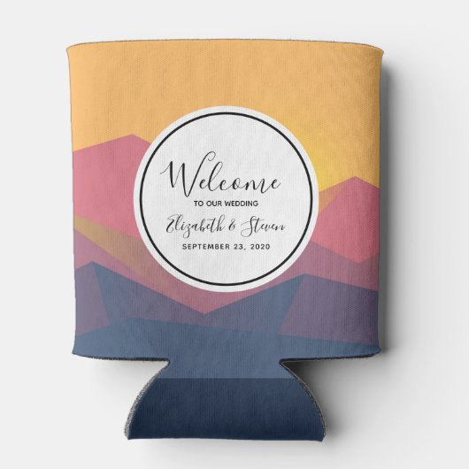 Rustige bergen Geometrische minimalistische bruilo Blikjeskoeler (Achterkant)