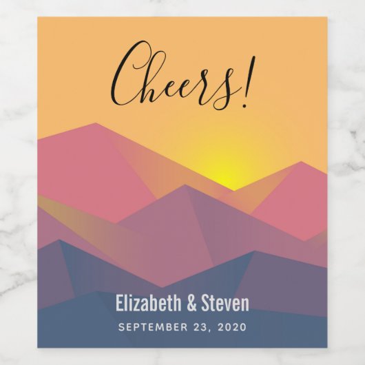 Rustige bergen Geometrische minimalistische bruilo Wijn Etiket (Enkel label)