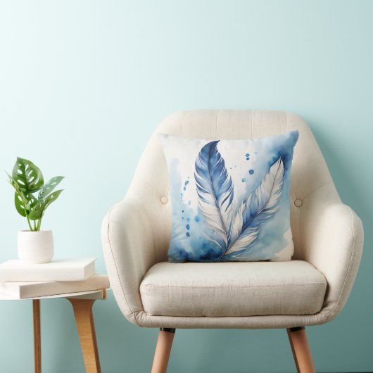 Rustige blauwe en witte veren kussen (Stoel)