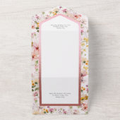 Rustige Blush Roze Wildbloemen QR-code All In One Uitnodiging (Buitenkant)