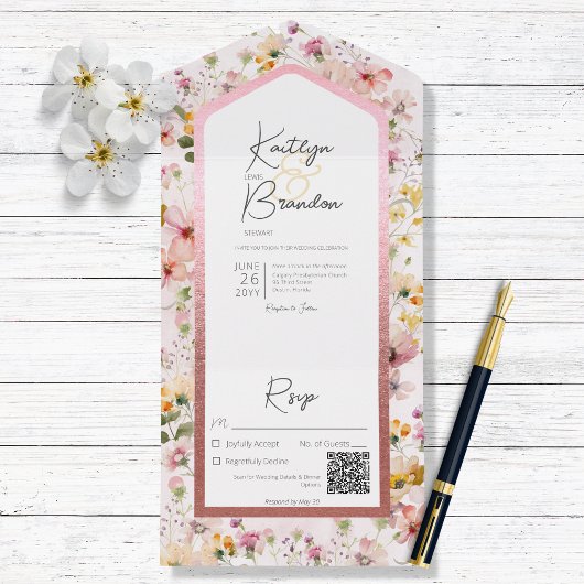 Rustige Blush Roze Wildbloemen QR-code All In One Uitnodiging