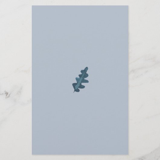 Rustige boombladeren vallen gastinformatie (Achterkant)