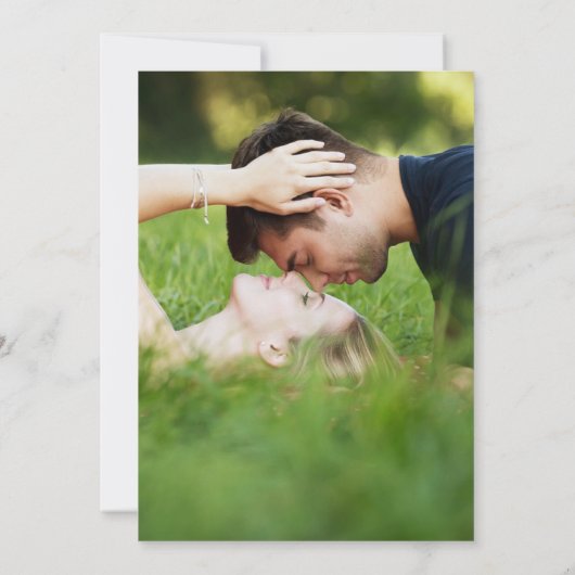 Rustige bos winter bruiloft foto save the date (Achterkant)