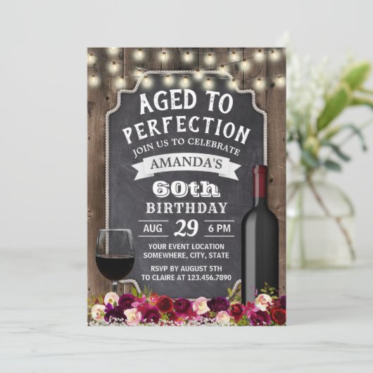 Rustige Bourgogne Floral Wine Barn Wood Birthday Kaart (Staand voorkant)