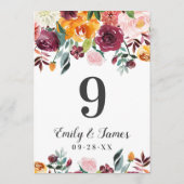 Rustige Bourgogne Herfst Floral Wedding Table Numb Kaart (Achterkant)