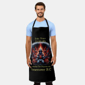 Rustige brandweerman tussen vlammen en vrachtwagen schort (Gedragen)